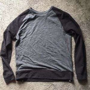 Lululemon Sweater with zippers Large